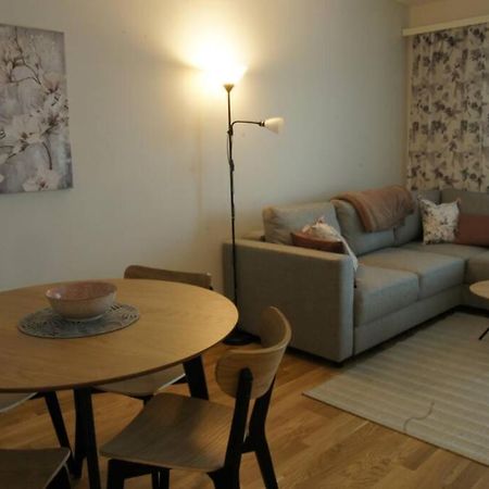 Keskustan Kaksio 45 M2 Autopaikalla, Rautatienkatu 19, 9 Krs Apartment Oulu Exterior foto