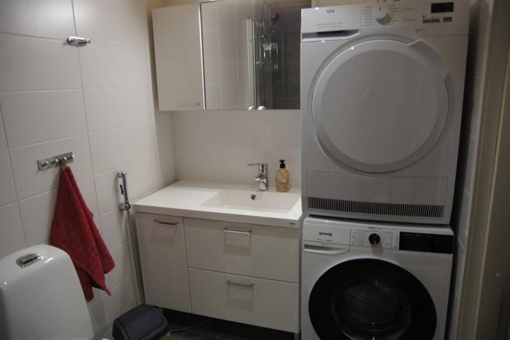 Keskustan Kaksio 45 M2 Autopaikalla, Rautatienkatu 19, 9 Krs Apartment Oulu Exterior foto