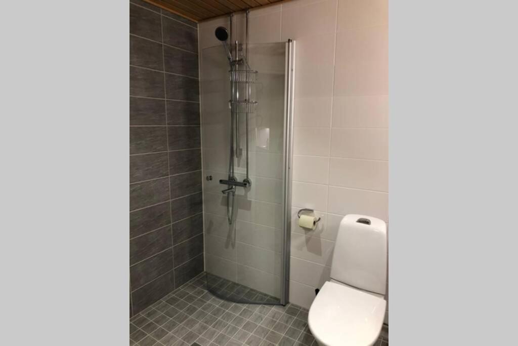 Keskustan Kaksio 45 M2 Autopaikalla, Rautatienkatu 19, 9 Krs Apartment Oulu Exterior foto